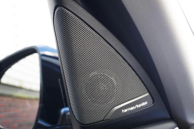 BMW X3 xDrive30e eDrive/Leer/Sporstoelen/Dealeronderhoud/ SOH 92%/Harman-Kardon.