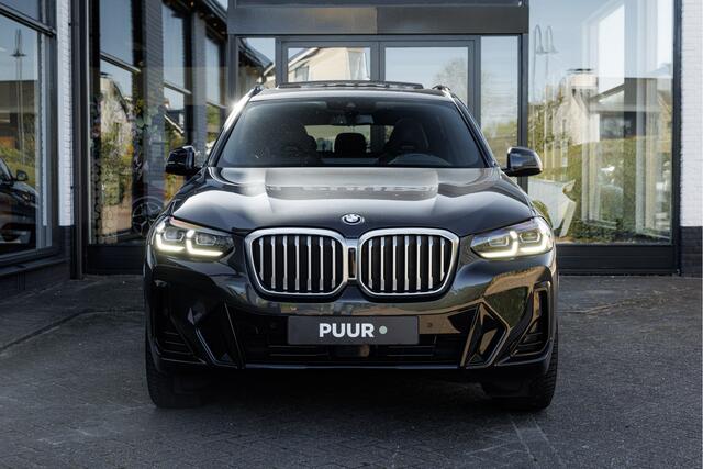 BMW X3 xDrive30e M-STOELEN [ KONINGSDAG OPEN] Pano - Harman Kardon - Head Up