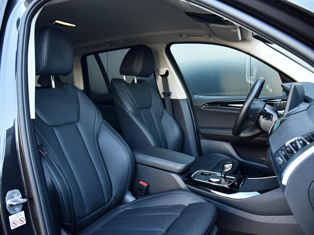 BMW X3 xDrive30e | Stuurwielverwarming | Adapt. Cruise | Comfort Access | Adaptive LED | Hifi Audio | Camera | Trekhaak