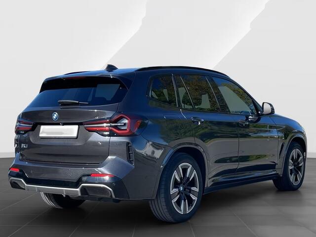 BMW X3 iX3 M-SPORT 80 kWh (210kW/286pk) ** LASER, LEDER, PANO, MEMORY, ALARM, ACC, TREKH, 19-inch LMV ** 1e EIG - UNFALLFREI ** ** INFORMEER OOK NAAR ONZE AANTREKKELIJKE FINANCIAL-LEASE TARIEVEN **