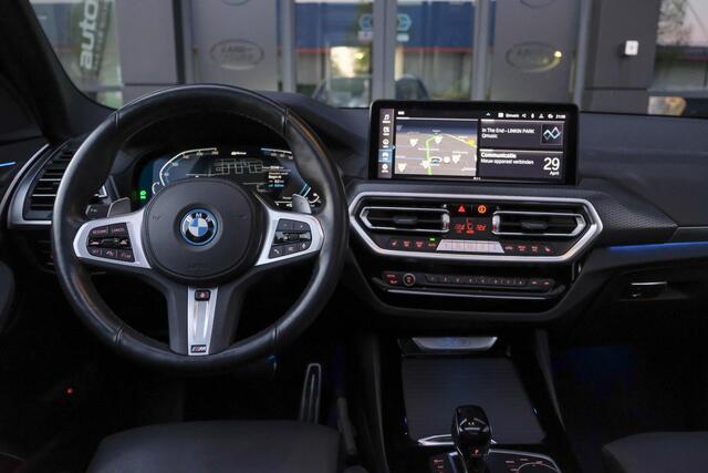 BMW X3 xDrive30e 292pk LCI M-sport Panoramadak X3M stoelen Brooklyn grau Trekhaak Adaptive cruise NLauto
