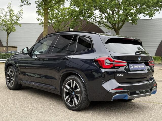 BMW X3 iX3 Executive 80 kWh M-Sport |SOH 99% | ELEKTRISCHE TREKHAAK| ELEKTRISCHE ACHTERKLEP| PANORAMADAK| DRIVING ASSISTENT PROFESSIONAL| DODE HOEK SENSOR| STOELVERWARMING