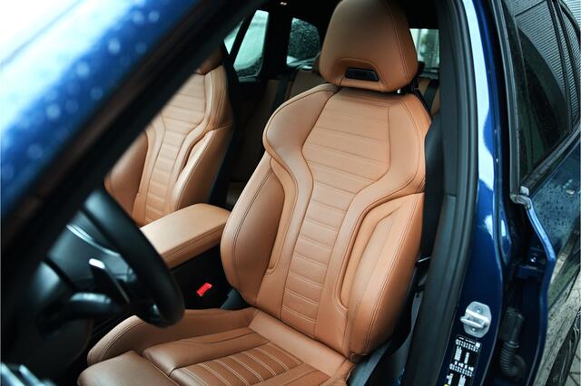 BMW X3 xDrive30e M Sport Automaat / Panoramadak / M Sportstoelen / Harman Kardon / Getint glas / Memory / Parking Assistant Plus / Comfort Access