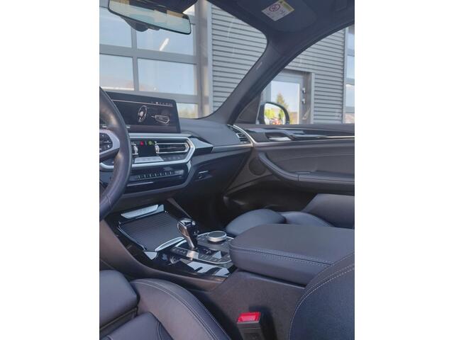 BMW X3 BMW X3 xDrive30e High Executive M-Sport l Brooklyn l Pano l HUD