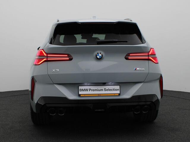 BMW X3 M50 M Sportpakket Pro | Professional Pack | Comfort Pack | Premium Pack | Stuurwielrand Verwarmd | Trekhaak | Panoramadak | Driving Assistant Professional | Harman Kardon | 21''