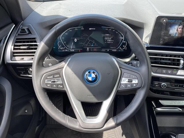 BMW X3 xDrive30e High Executive 20"/Panoramadak/Leder/Trekhaak/Adaptief onderstel/Geluidsisolerend glas/Camera/Apple Carplay & Android Auto