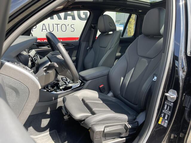 BMW X3 xDrive30e High Executive 20"/Panoramadak/Leder/Trekhaak/Adaptief onderstel/Geluidsisolerend glas/Camera/Apple Carplay & Android Auto