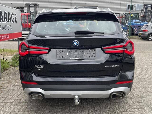 BMW X3 xDrive30e High Executive 20"/Panoramadak/Leder/Trekhaak/Adaptief onderstel/Geluidsisolerend glas/Camera/Apple Carplay & Android Auto