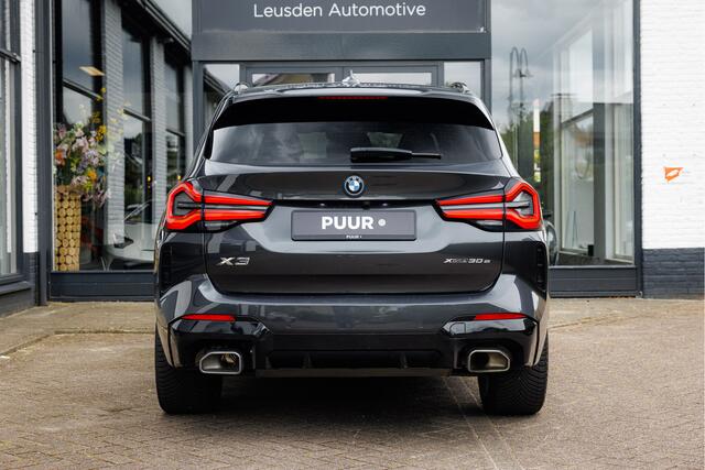 BMW X3 xDrive30e Competition Stoelen [HEMELVAARTSDAG OPEN] Pano - Harman Kardon - Head Up