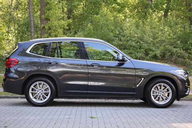 BMW X3 xDrive30e eDrive Edition Org NL | Elektrische trekhaak | DAB | Navi | Adap LED koplamp | Stoelverwarming | Hifi | Grootlichtassistent | Etc.