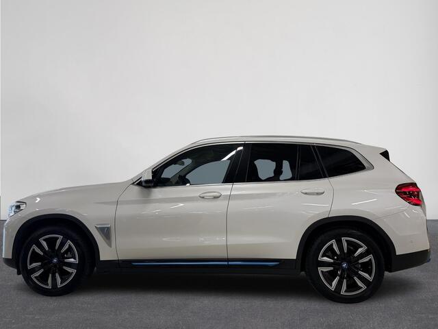 BMW X3 iX3 Executive 80 kWh | 98.6% SOH! | Pano | Leer | AllSeason | Navi | LED ( Vestiging - Nieuwegein )