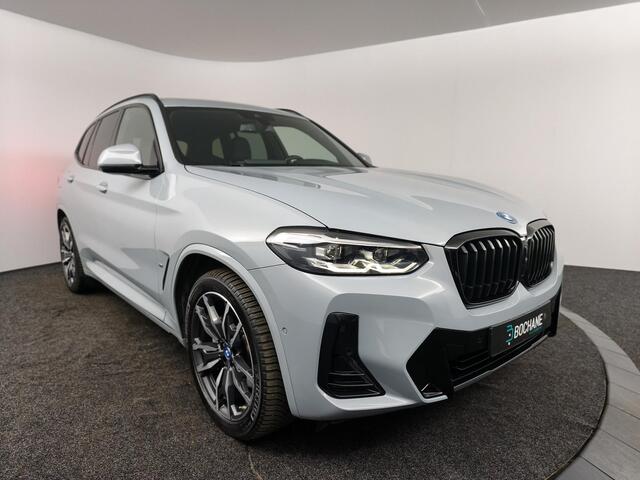 BMW X3 xDrive30e High Executive | M Sport | Panoramadak | Lichtmetalen velgen 20" | All season banden