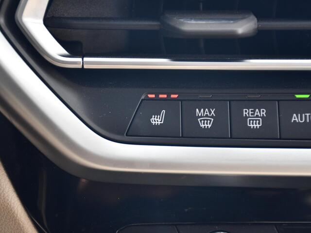 BMW X3 xDrive30e | Stuurwielverwarming | Adapt. Cruise | Comfort Access | Laser | Hifi Audio | Camera | Trekhaak