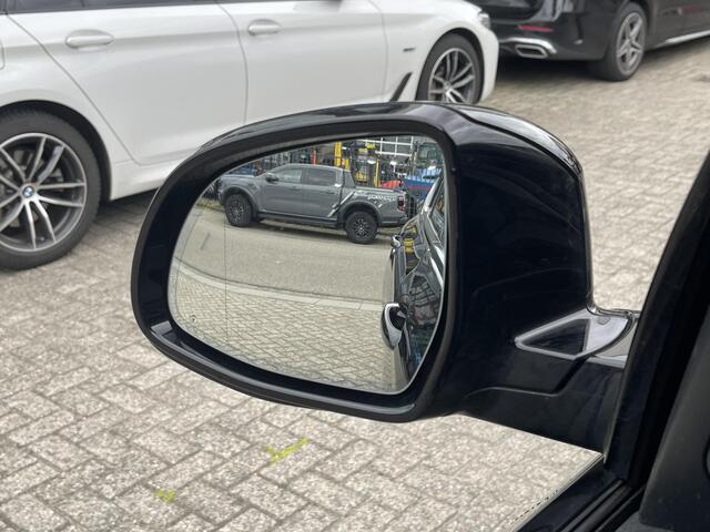 BMW X3 xDrive30e High Executive X Line 19"/Panoramadak/Trekhaak/360 camera/Adaptieve cruise/Dodehoek/Stoel + stuurverwarming/Head-up