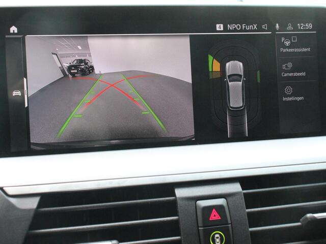 BMW X3 xDrive30e Plug in Hybride Advantage Automaat Navigatie Climate Control Adaptieve Cruise Control Head up display Led Dab Parkeer sensoren V+A Stoelverwarming Camera