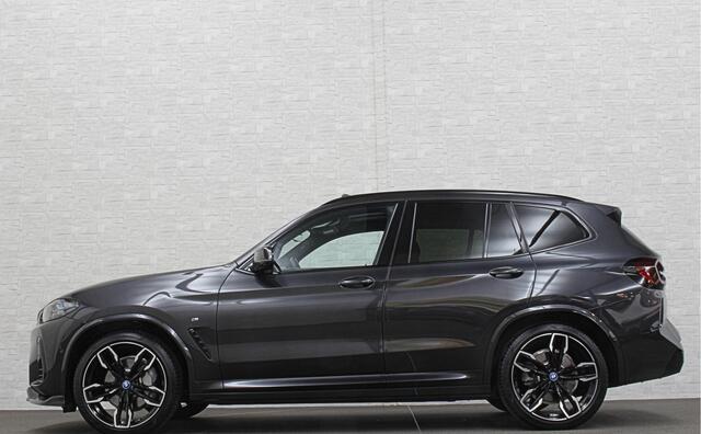 BMW X3 iX3 M-Sport 80 kWh | 99% SOH | Panorama | ACC | 360 Camera | Harman-Kardon | Leder | Memory | Sfeerverlichting | Keyless-Entry | Head-Up | 3-Zone Clima | Stuurverwarming | Carplay | LED | Rijklaar incl. Bovag garantie
