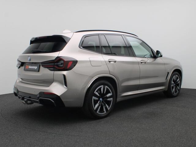 BMW X3 iX3 Executive 80 kWh 286PK Aut. M-Sport, Trekhaak, Panoramadak, Adaptieve Cruise Control, Achteruitrijcamera, Side Assist, Elektr. Achterklep, 19" LM Velgen
