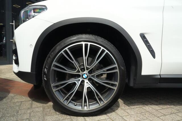 BMW X3 xDrive20i High Executive Edition 184pk Navigatie/Camera/Stoelverwarming