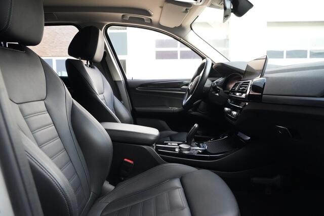 BMW X3 xDrive20i High Executive Edition 184pk Navigatie/Camera/Stoelverwarming