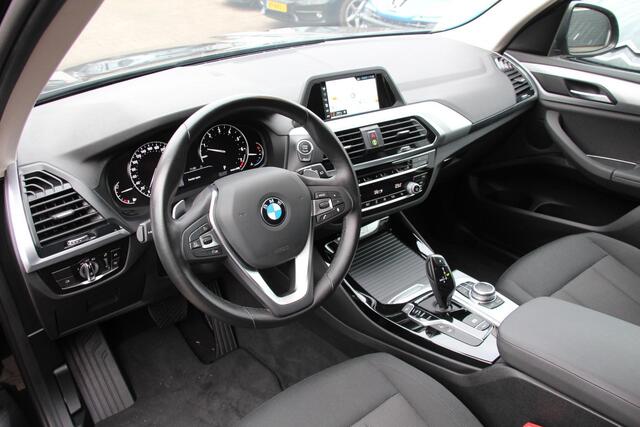 BMW X3 xDrive20i elek.trekh. Navi. LED Camera