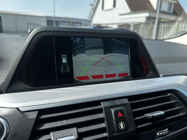 BMW X3 xDrive20i elek.trekh. Navi. LED Camera