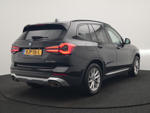 BMW X3 xDrive30e X Line FACELIFT PHEV 293pk Dealer O.H. | Trekhaak Af Fabriek | Panodak | Camera | Sfeerverlichting | Lederen Sportstoelen Verwarmd | Apple Carplay | Navigatie | DAB | Virtual | Cruise Control | Plug In Hybrid |