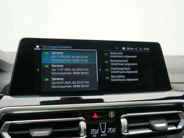 BMW X3 xDrive30e X Line FACELIFT PHEV 293pk Dealer O.H. | Trekhaak Af Fabriek | Panodak | Camera | Sfeerverlichting | Lederen Sportstoelen Verwarmd | Apple Carplay | Navigatie | DAB | Virtual | Cruise Control | Plug In Hybrid |