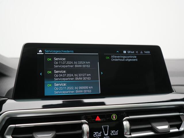 BMW X3 xDrive30e X Line FACELIFT PHEV 293pk Dealer O.H. | Trekhaak Af Fabriek | Panodak | Camera | Sfeerverlichting | Lederen Sportstoelen Verwarmd | Apple Carplay | Navigatie | DAB | Virtual | Cruise Control | Plug In Hybrid |