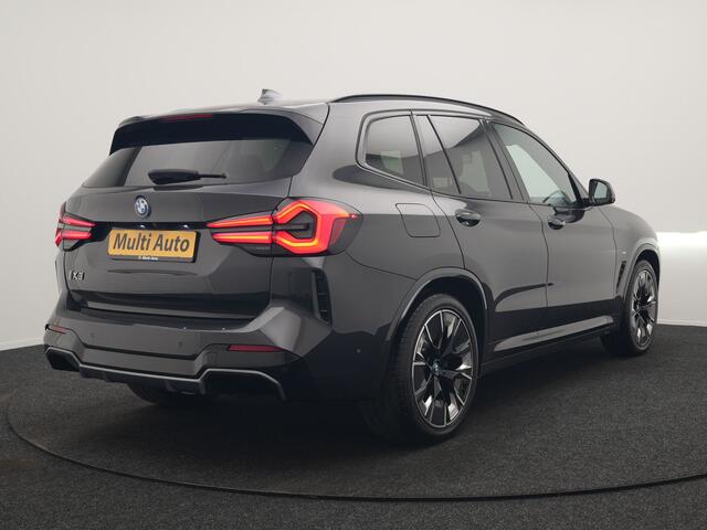 BMW X3 iX3 M Sport 80 kWh 286pk Dealer O.H. | Trekhaak Af Fabriek | Panodak | Head Up | Adaptive Cruise | 360 Camera | Harman / Kardon | Lederen Sportstoelen Memory & Verwarmd | Laser LED | Stuur Verwarmd | Keyless | Blis | Sfeerverlichting | 20"L.M |