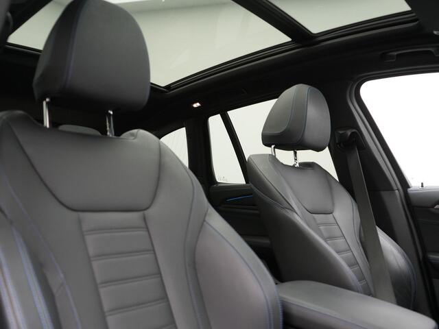 BMW X3 iX3 M Sport 80 kWh 286pk Dealer O.H. | Trekhaak Af Fabriek | Panodak | Head Up | Adaptive Cruise | 360 Camera | Harman / Kardon | Lederen Sportstoelen Memory & Verwarmd | Laser LED | Stuur Verwarmd | Keyless | Blis | Sfeerverlichting | 20"L.M |