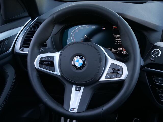 BMW X3 sDrive20i Launch Edition High Executive 170 Pk Automaat M-Sport / Navi / DAB / Leer / HUD / Apple Carplay / Camera / Pano-dak / 21 inch