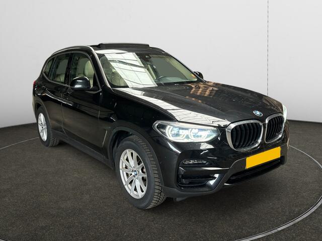 BMW X3 xDrive30e Business Edition Plus- Panoramadak, Carplay, Android Auto, Dealer Onderhouden