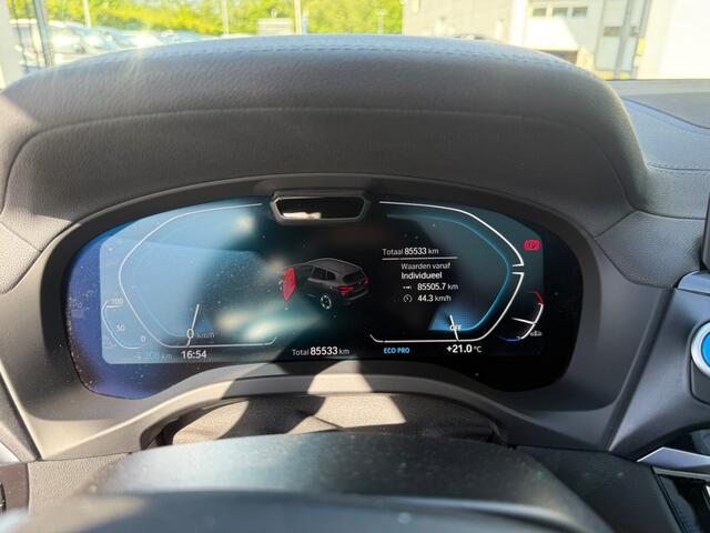 BMW X3 iX3 High Executive 80 kWh | Panoramadak | Harman Kardon | Stoelverwarming | Adaptive Cruise Control | Head-Up Display | Memory Seat | 360 Camera | Ambiance Verlichting | Adaptief Onderstel | Adaptive LED | Trekhaak |
