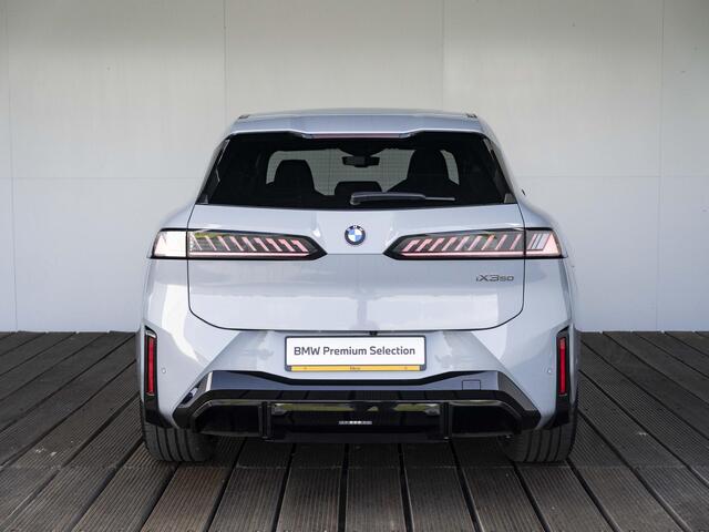 BMW X3 iX3 50 xDrive | M Sportpakket Pro | Innovation Pack | Stuurwielverwarming | Iconic Glow | 22 inch | Panoramadak | Driving Assistant Plus | Head Up Display | Harman Kardon | Trekhaak