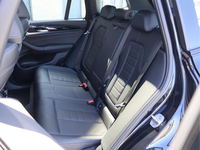 BMW X3 xDrive30e M Sport Pano | Laser | Haak | Org. NL | Leder