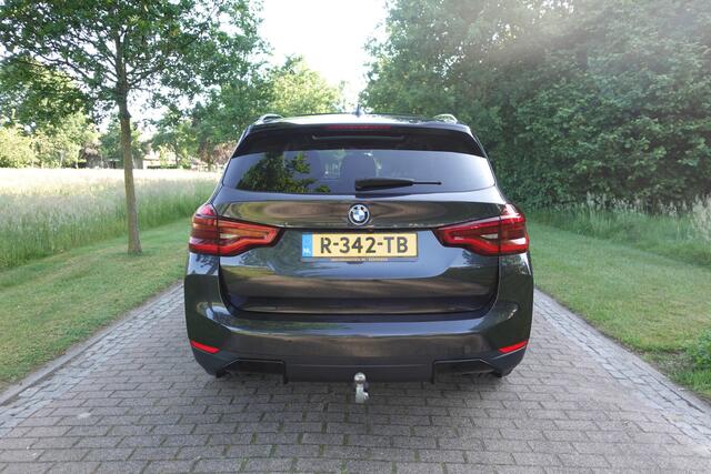 BMW X3 iX3 High Executive 80 kWh | Trekhaak | Autopilot | ACC | Pano | Camera | CarPlay |