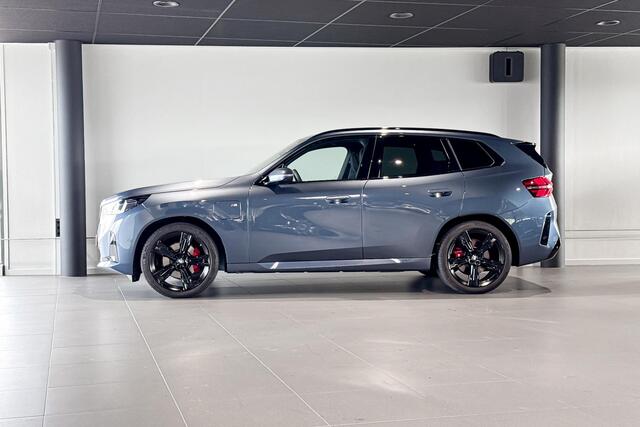 BMW X3 30e xDrive | M Sport Pro | Glazen Panoramadak | Harman Kardon | Stoelverwarming |