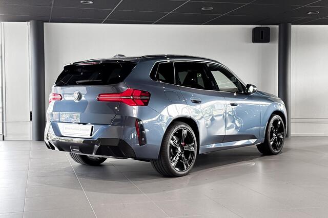 BMW X3 30e xDrive | M Sport Pro | Glazen Panoramadak | Harman Kardon | Stoelverwarming |