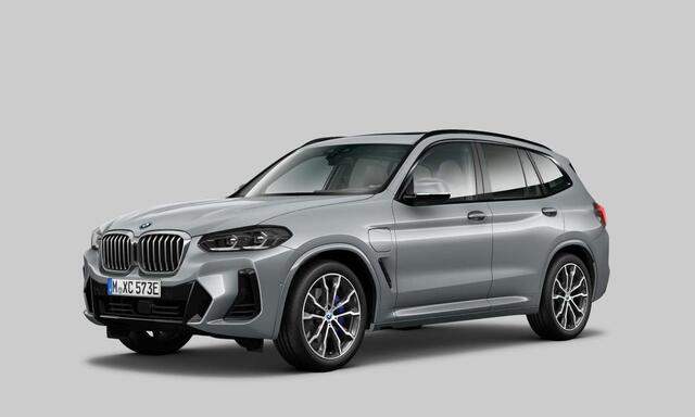 BMW X3 xDrive30e M Sport (wordt verwacht) | Pano | M Sport Seats | ACC | Harman/Kardon | 20'' Wielen | Head-Up | Comfort Access |