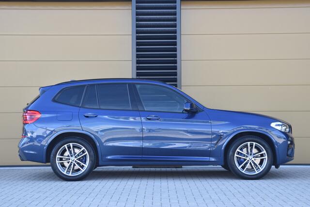 BMW X3 xDrive30i High Executive * M-Sport * 1e Eigenaar * Trekhaak * Stoelmemory * Dealeronderhouden *