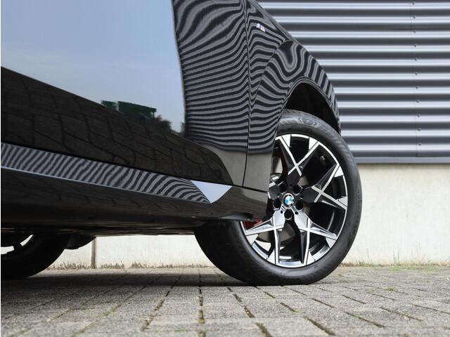 BMW X3 30e xDrive M Sportpakket Pro | Panoramadak | Harman Kardon | Stoelventilatie | Driving Assistant Plus | Trekhaak