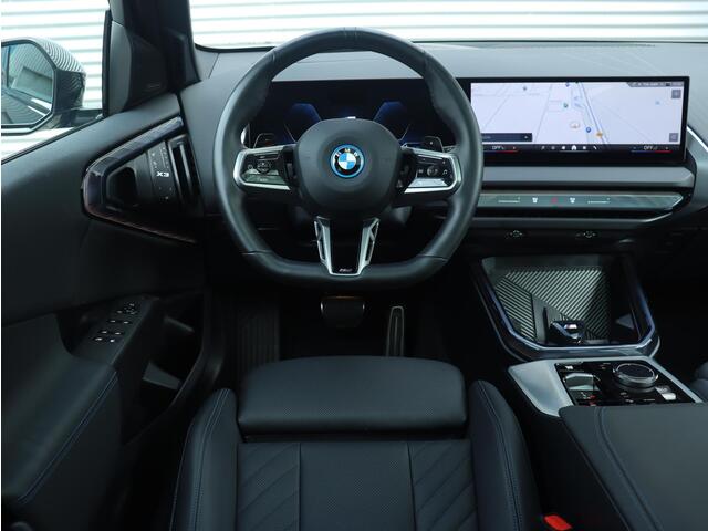 BMW X3 30e xDrive M Sportpakket Pro | Panoramadak | Harman Kardon | Stoelventilatie | Driving Assistant Plus | Trekhaak