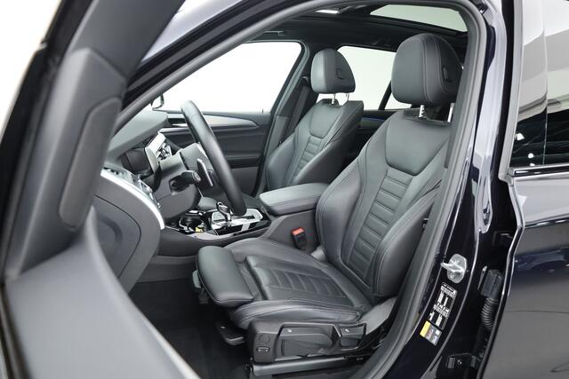 BMW X3 xDrive30e M-Sport | Rijklaar | Elek. Trekhaak | S/K-Dak | Shadowline | Leder | HUD | Stuur-Stoelverw. | Dig. Cockpit | Dodehoek | Camera+PDC | Cruise | Laser-Led | Elek. Klep (fysieke check) V