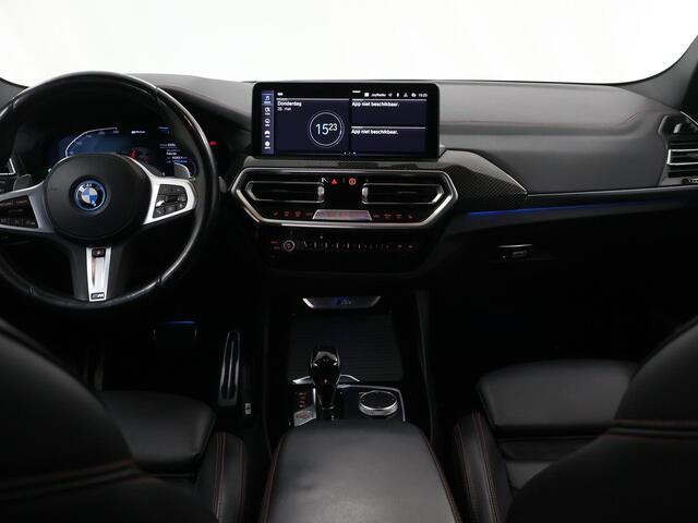 BMW X3 xDrive30e High Executive | M-Pakket | Laser Licht | Panoramadak | HUD | DAB | Sportstoelen | 360 Camera | Stoel/Stuurverwarming | Apple CarPlay/Android Auto | Ele.kofferdeksel |