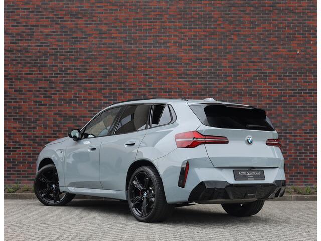 BMW X3 30e xDrive | Pano - Trekhaak - HUD