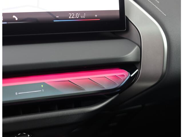 BMW X3 30e xDrive | Pano - Trekhaak - HUD