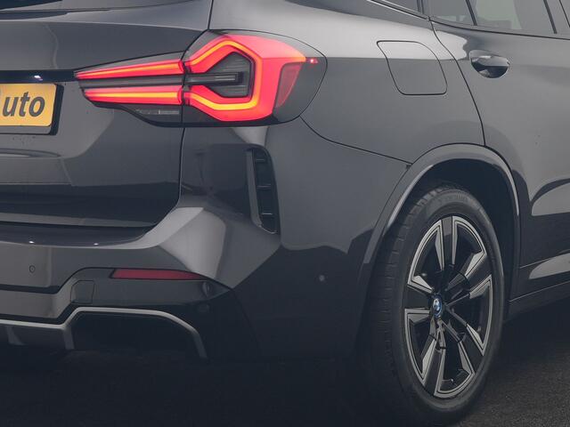 BMW X3 iX3 M Sport 80 kWh 286pk Dealer O.H. | Panodak | Adaptive Cruise | Laser LED | Camera | Lederen Sportstoelen Memory & Verwarmd | Keyless | Sfeerverlichting | Blis | Apple Carplay | Navigatie | DAB |