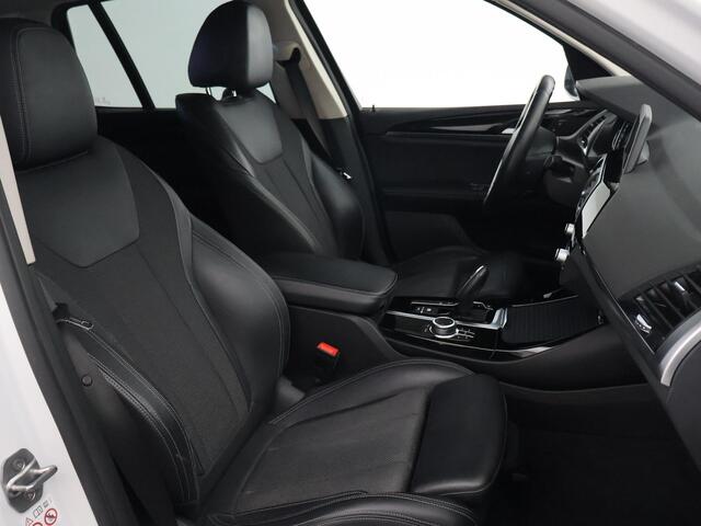 BMW X3 xDrive20i HIGH EXECUTVE M-SPORT + 20 INCH | TREKHAAK | ADAPTIVE CRUISE | DIGITALE COCKPIT