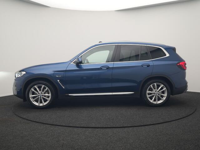 BMW X3 xDrive30e High Executive PHEV 293pk Dealer O.H | Trekhaak Af Fabriek | Panodak | Head Up | Adaptive Cruise | Camera | Laser LED | Hifi Audio | Lederen Sportstoelen Memory & Ventilatie | Keyless | Apple Carplay | Stoelverwarming | Navigatie | Virtual | DAB