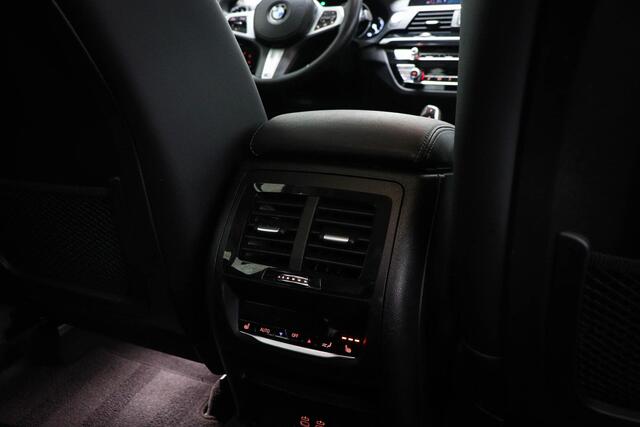BMW X3 xDrive30e | SOH 93% | ACHTERBANK / STOEL- VERWARMING | HEAD UP | DAB | APPLE | WIFI HOTSPOT | CAMERA